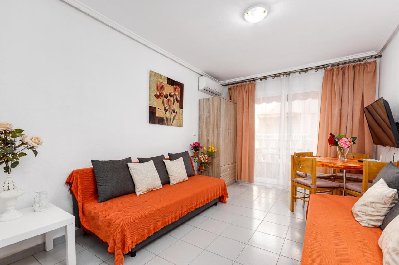 Apartment Studio Relax Almudena Torrevieja Zewnętrze zdjęcie