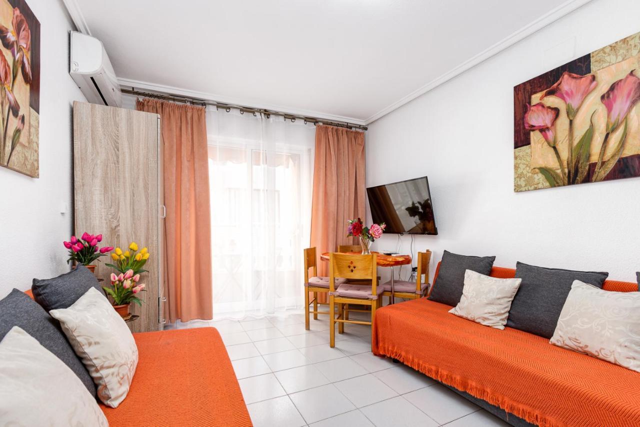 Apartment Studio Relax Almudena Torrevieja Zewnętrze zdjęcie