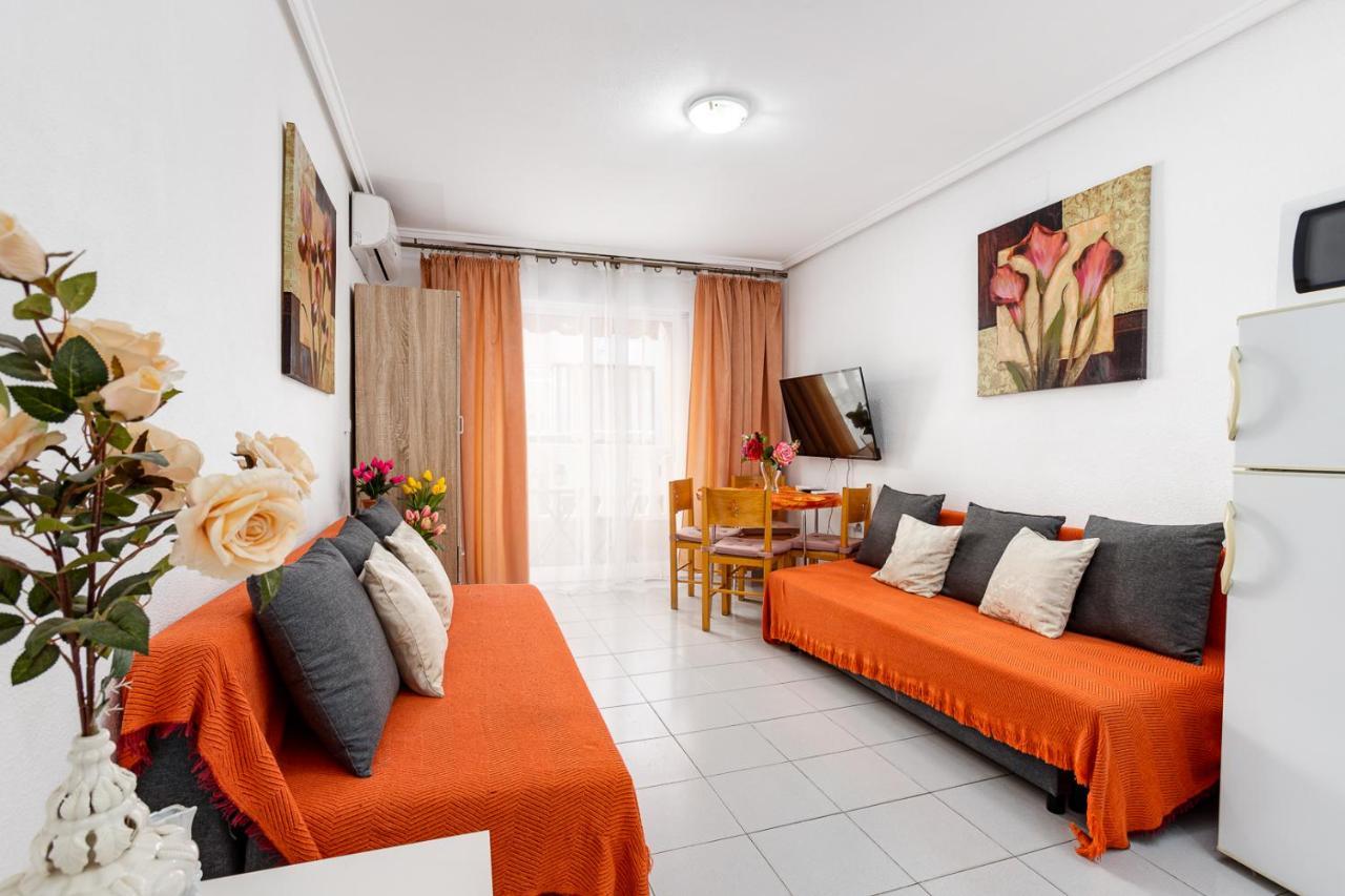 Apartment Studio Relax Almudena Torrevieja Zewnętrze zdjęcie