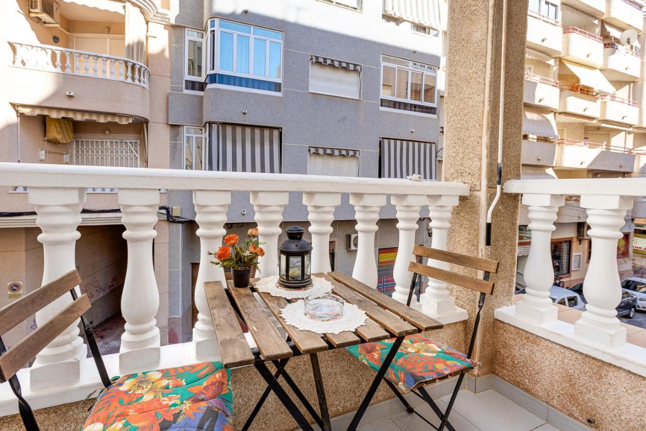 Apartment Studio Relax Almudena Torrevieja Zewnętrze zdjęcie